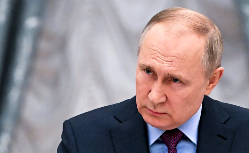Rusia hedh poshtë çdo plan për ndonjë sulm kibernetik AP22053645089008