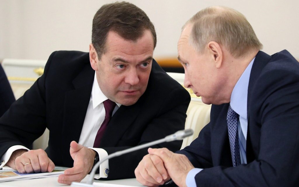 Deklarata e aleatit të Putin: Rusia do t’i tregojë vendin e merituar të gjithë armiqve AP 19360537674656 e1579094613313