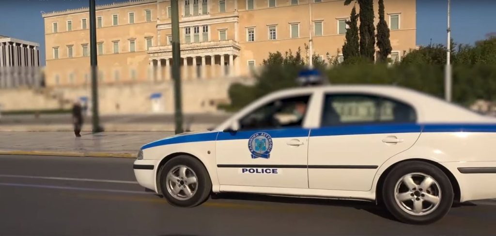 E pazakontë/ Një i ri tenton të përdhunojë një 86-vjeçare në Greqi Greek police 1aa