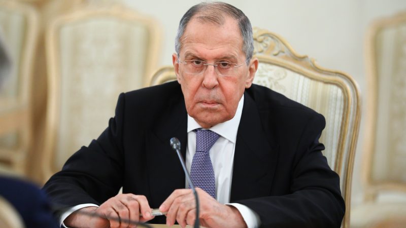 Video kur bojkotohet fjalimi i Lavrov nga diplomatët në PE Lavrov 18 02 2021 800x450 1