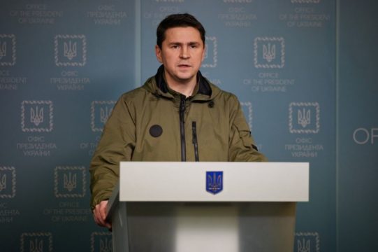 Këshilltari i Zelensky: Marrëveshja me Rusinë e mundur brenda dhjetë ditëve Mykhailo Podolyak