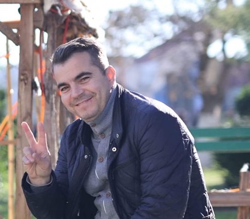 Njerëzit e Berishës e hoqën nga grupi i Watsapp-it, reagon zëdhënësi i PD: Edhe nga puna mund të më heqin PATRIK SADIKAJ