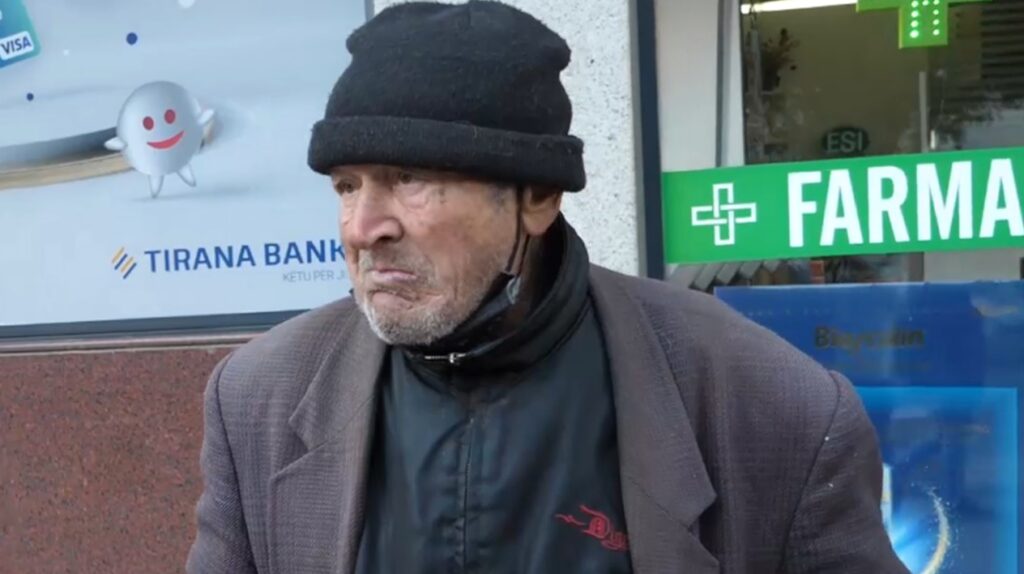 Konsumatorët shqiptarë po e paguajnë dyfish shtrenjtimin e bukës, si vidhen edhe te pesha 1 Shefqet Kuci