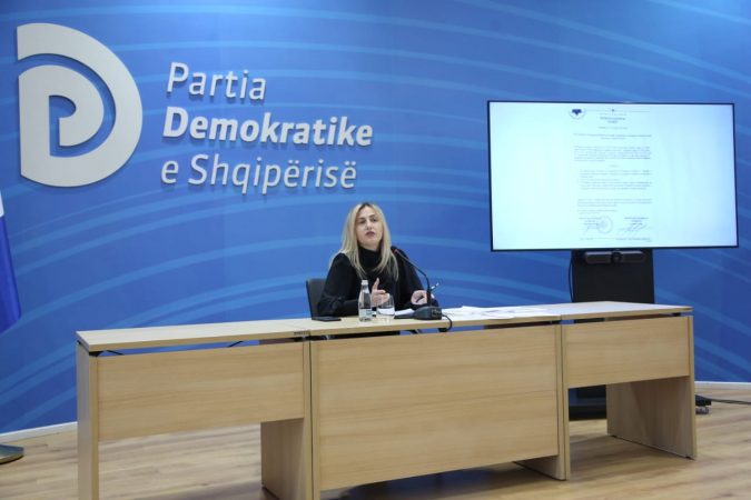 PD: Padi për kryebashkiaken Sako, çoi Durrësin në katastrofë mjedisore WhatsApp Image 2022 03 01 at 13.46.23 675x450 1