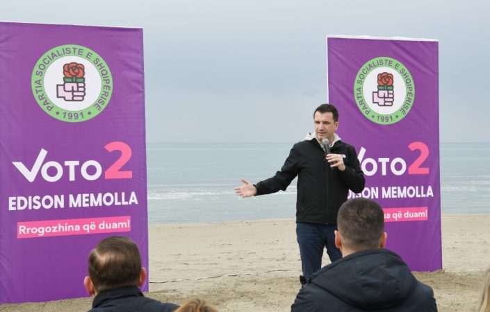 Veliaj mbyll fushatën e PS në Rrogozhinë: Edison Memolla, fuqi fantastike për të ecur përpara dhe për t’i bashkuar njerëzit WhatsApp Image 2022 03 04 at 2.21.35 PM 705x450 1