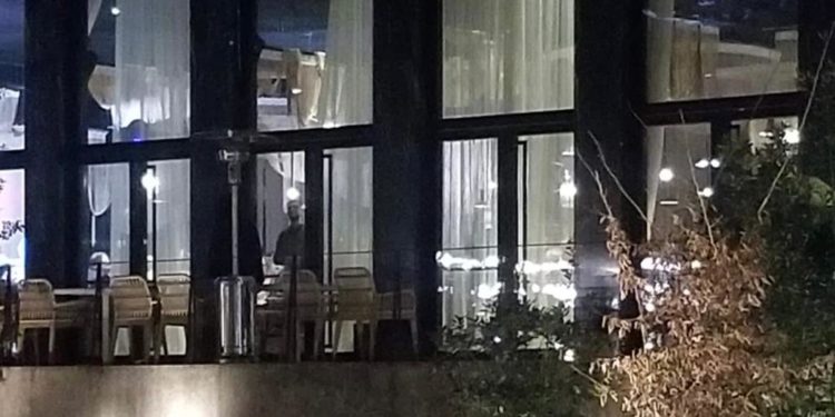 FOTO/ Ç’po festojnë socialistët në lokalin afër PS? WhatsApp Image 2022 03 16 at 8.50.23 PM 750x375 1