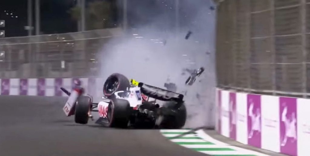 Schumacher pësoi një aksident të frikshëm, mësoni gjendjen e pilotit gjerman 1 aksident 1