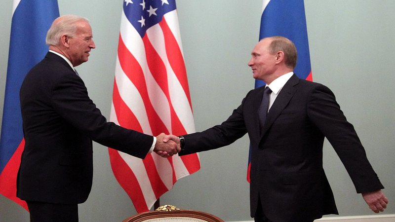 Rusia nuk fal, i vendos sanksione presidentit amerikan, Joe Biden biden