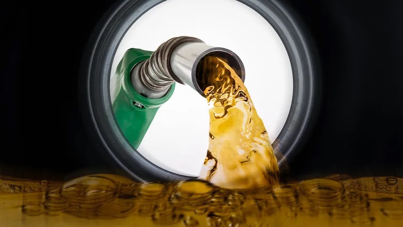 Rritet sërish benzina dhe nafta në pikat e karburanteve eyJidWNrZXQiOiJjb250ZW50Lmhzd3N0YXRpYy5jb20iLCJrZXkiOiJnaWZcL2RpZXNlbC11cGRhdGUyLmpwZyIsImVkaXRzIjp7InJlc2l6ZSI6eyJ3aWR0aCI6ODI4fX19