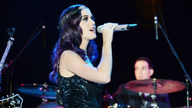 Virale/ Momenti kur këngëtarja e njohur ofendon rëndë Putinin gjatë koncertit katy perry city of hope honors