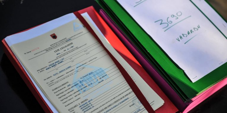 Bonot e Privatizimit deri në 2023, hyn në fuqi ligji. Mund të përdoren për legalizimet legalizime
