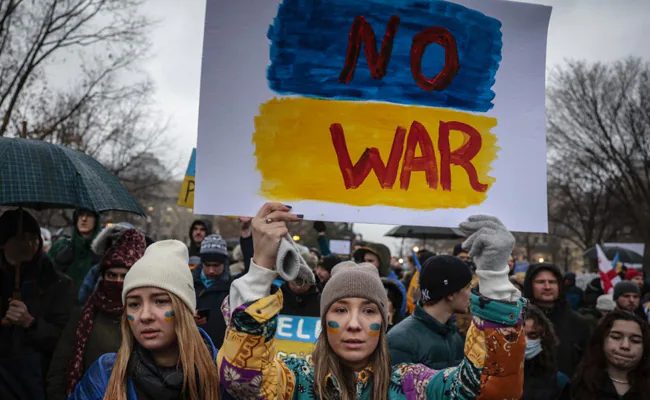 Transmetimi i luftës në Ukrainë i kushton rëndë radios ruse m6q06sdk antiwar