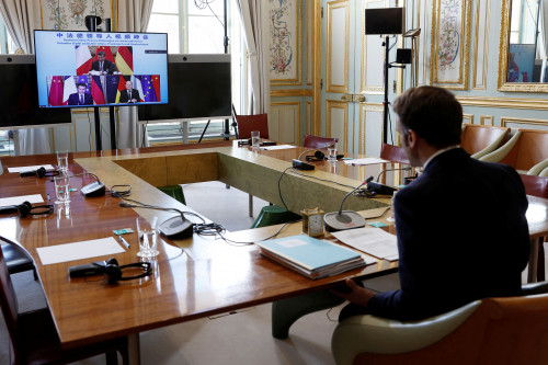 “Të gatshëm për të luajtur rol në ndërmjetësim”- Zbardhet komunikimi mes Presidentit kinez, homologut francez dhe kancelarit gjerman macron1 500x333 1
