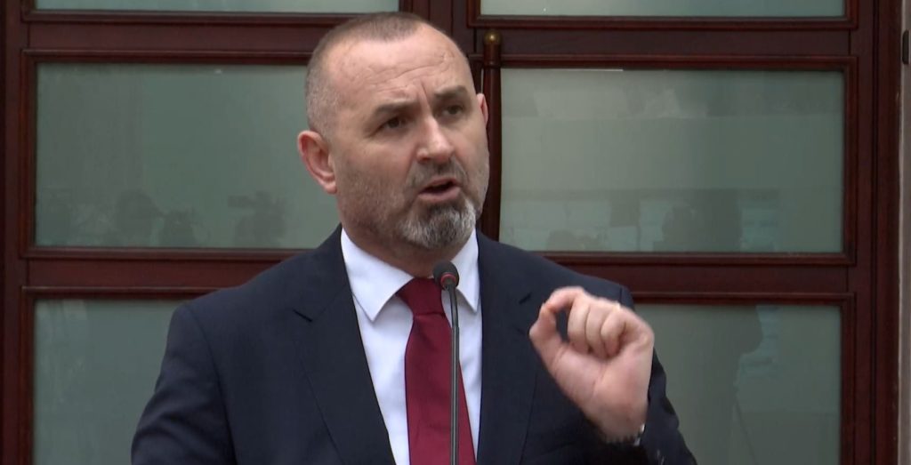 “Çështjet e drejtësisë, janë të drejtësisë”, Manja reagon për kërkesën e SPAK për arrestimin e Alqi Bllakos manjaaa