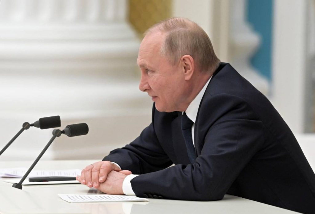 Biden: Ne do të përgjigjemi nëse Putin përdor armë kimike në Ukrainë putin 3
