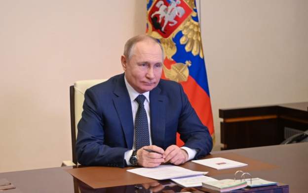 Putini firmos dekretin për ndalimin e eksporteve të lëndëve të para nga Rusia putin 4