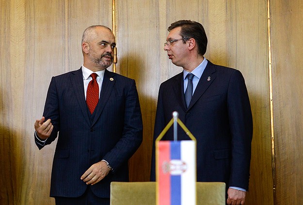 Rama reagon për herë të parë për tensionet në veri të Kosovës, thirrja që ka për Vuçiçin rama vucic kosovo