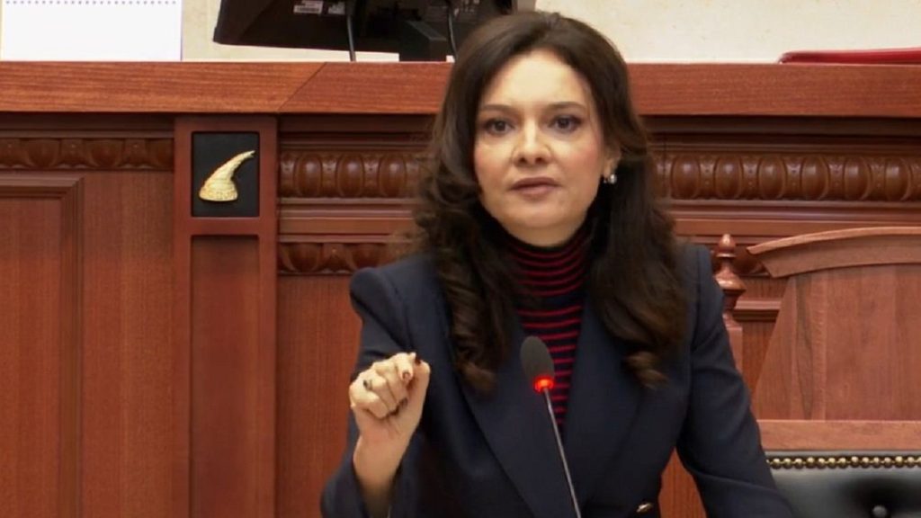 Spiropali – Berishës: Ty të largoi perëndimi, “foltorja” protestë për krizën që shkaktoi Putini spiropali 1