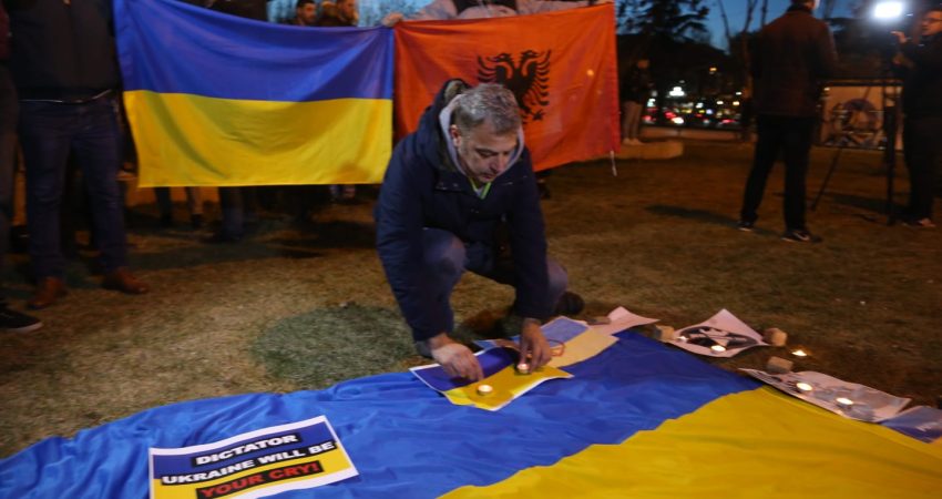Shqiptarët e Ukrainës kërkojnë ndihmë, i pamundur evakuimi i tyre drejt Shqipërisë ukraine 3