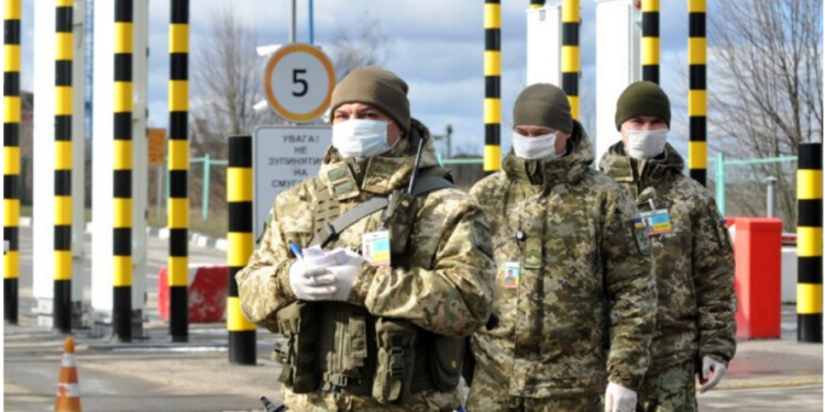 Mbi 66 mijë burra kthehen në Ukrainë për të luftuar kundër Rusisë ushtaret 750x375 1