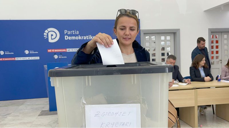 Zgjedhjet në PD/ Rudina Hajdari: Do jem gjithnjë përkrah… 800 0 6263e64f089bc