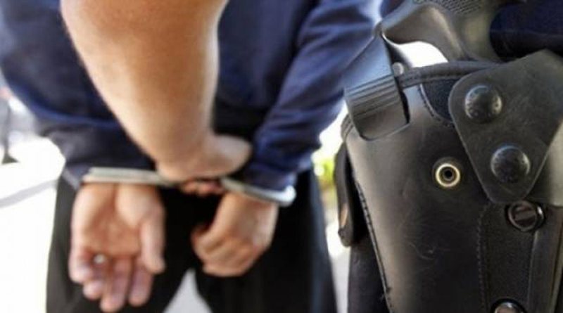 Ja cili është drejtori i shkollës në Lushnjë i arrestuar pasi ngacmoi nxënësen 15 vjeçare 800 0 Arrestime