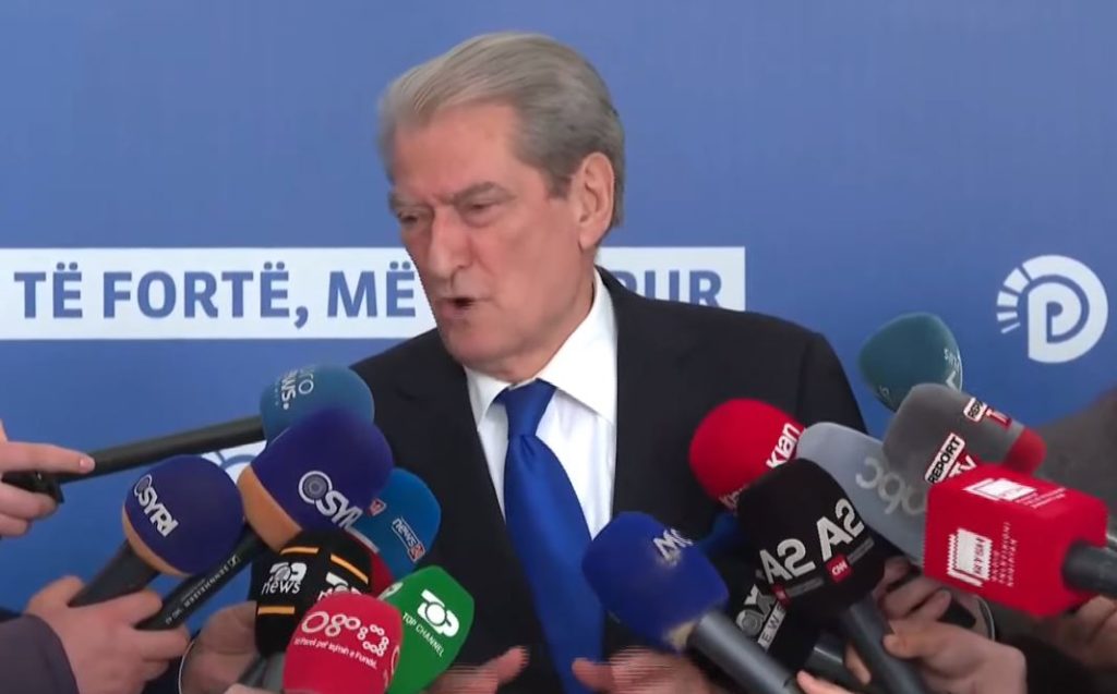 Mbledhja e “Rithemelimit”, Berisha: Një takim kryekëput dedikuar çështjeve organizative të PD FC609D2B 2A91 4E23 AE0A 1AAC2ACF8B99