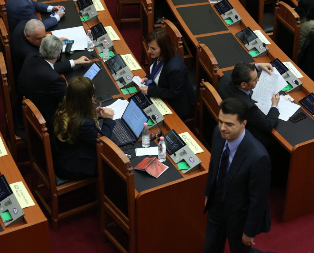 Lulzim Basha ne Kuvend Sali Berisha 111