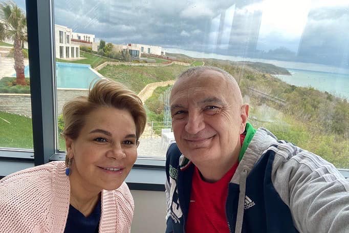 Plot 28 vite diferencë, Kryemadhi publikon fotot me Metën: Nuk janë vitet ato që kanë rëndësi Meta Kryemadhi 2