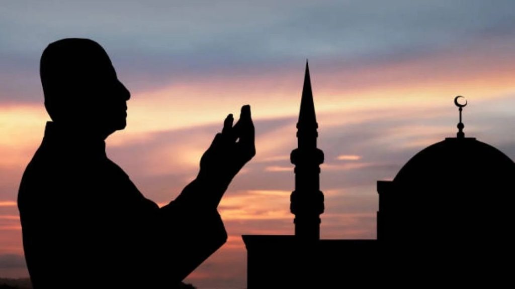 Nesër nis Muaji i Shenjtë i Ramazanit, kryetari i KMSH: Lutemi për paqe midis njëri-tjetrit dhe midis popujve Ramadan 2022 Know about Ramzaan date this year sehri and iftar time in India