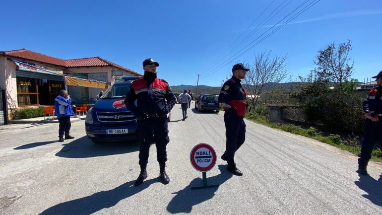 Krimi në familje në Roskovec, banorët: Jemi shokuar kur dëgjuam lajmin Roksovec 770x433 1