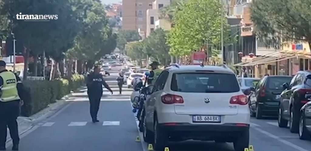 Video/ Makina përplas 7-vjeçarin në Lezhë aksident 4
