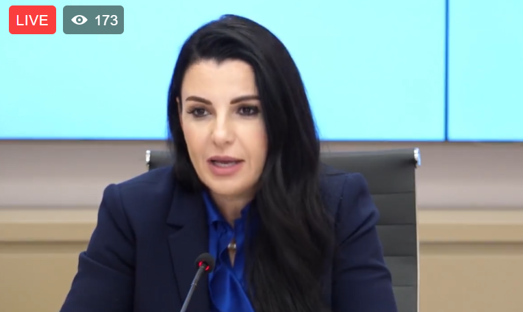 Shqipëria firmos marrëveshjen, dy anije me qira do shërbejnë si termocentrale për prodhim energjie balluku