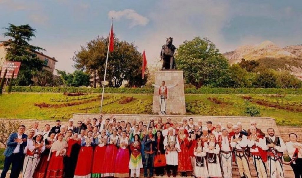 Arbëreshët rikthehen në Krujë, kujtohet 555 vjetori i çlirimit të qytetit 2 kruja