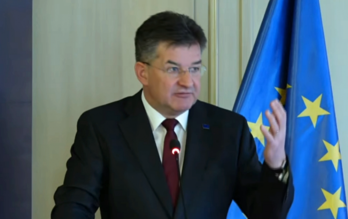 Marrëveshja me Serbinë, Lajçak zbulon datën: Ja kur do të diskutohet për targat lajcak 715x450 1