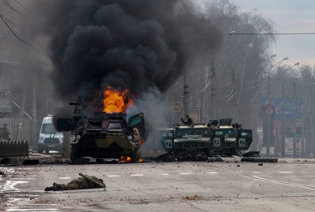 Mariupol/ Rusia po tenton të fshehë masakrat e luftës, nis zhvarrosjen e trupave lufta rusi ukraine 12 cnn news lajme bota 1068x720 1