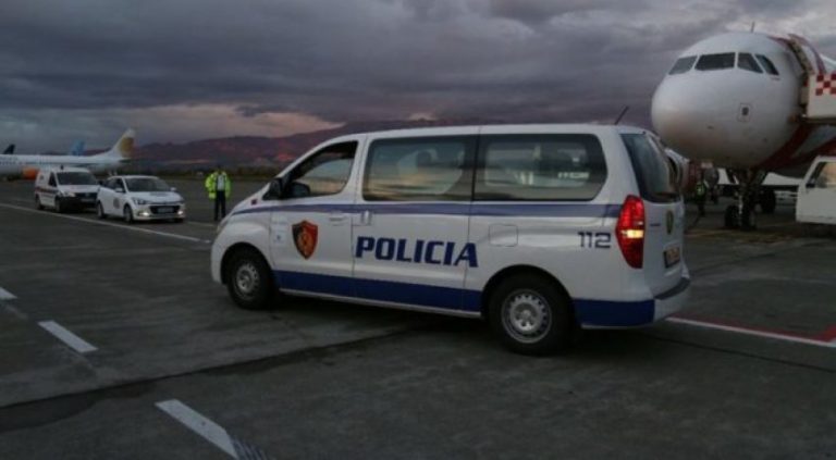 Ekstradohet shqiptari nga Franca i dënuar për atentatin në mes të Dibrës ndaj dy të rinjve policia 1