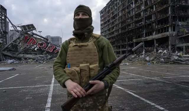 Kievi: Kemi zbuluar 100 tradhtarë, mes tyre politikanë, media dhe gjyqtarë ukraine 3