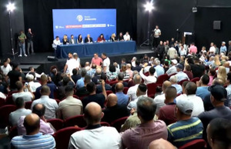 Berisha nis takimin në Vlorë: Mandatin e dytë Rama e përdori për të shkatërruar opozitën, kjo mafie… 800 0 6287cf9924382