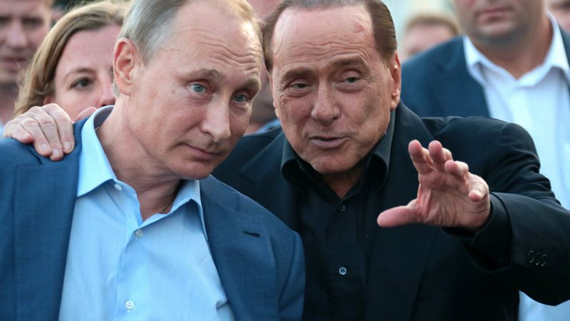 “Profecia” e Berluskonit në 2015: Nëse izolojmë Putin, Rusia do t’i bashkohet Kinës 800 0 putin berluskoni 517
