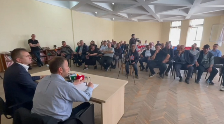 Gara në PD/ Ibsen Elezi: Berisha s’na çon kurrë në fitore 1 Ibsen Elezi 1