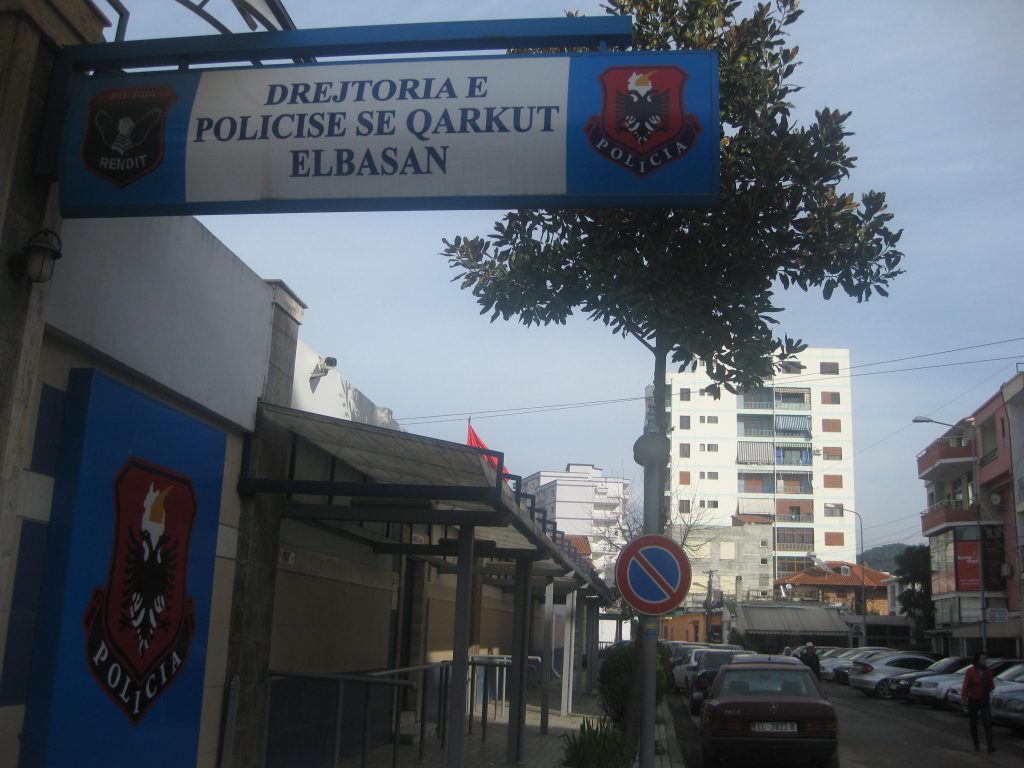 POLICIA ELBASAN