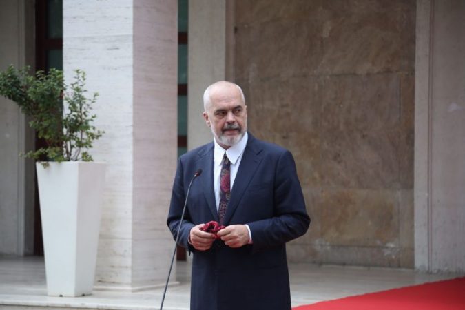 Nga 1 qershori ndalohet përdorimi i qeseve plastike, Rama: Mbrojmë atdheun e fëmijëve tanë Rama konference 6 768x512 1 675x450 1