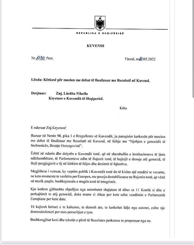 Mocion me debat për njohjen dhe dënimin e gjenocidit në Srebrenicë, Shehu dorëzon kërkesën në Kuvend 2 Shehu kerkesa 1