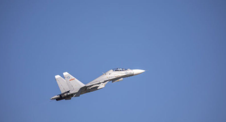 Kina dërgon 30 avionë ushtarakë në hapësirën ajrore të Tajvanit Untitled 104