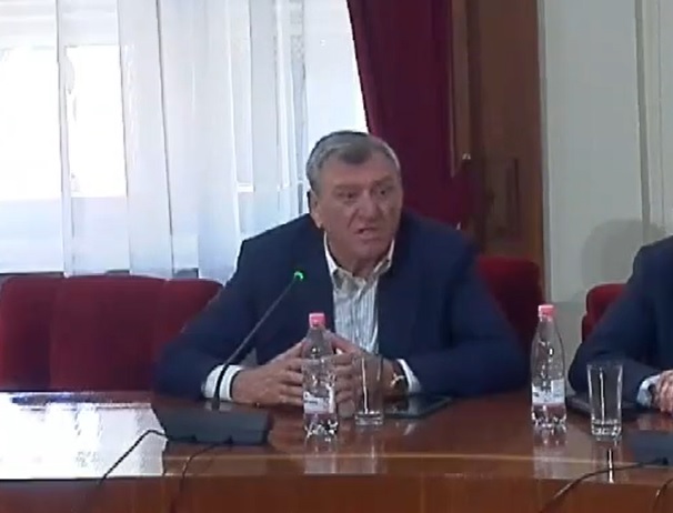 Presidenti i ri/ Duka: Duhet të gjejmë gjuhë bashkëpunimi, do mbledhim 20 firma dhe do propozojmë një emër agron duka