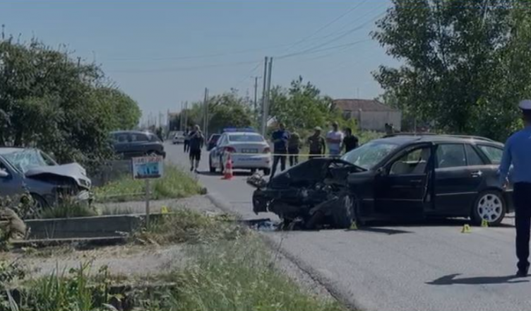 Aksidenti i rëndë në Lezhë, ndërron jetë shoferi. Gruaja në gjendje të rëndë aks 2 752x440 1