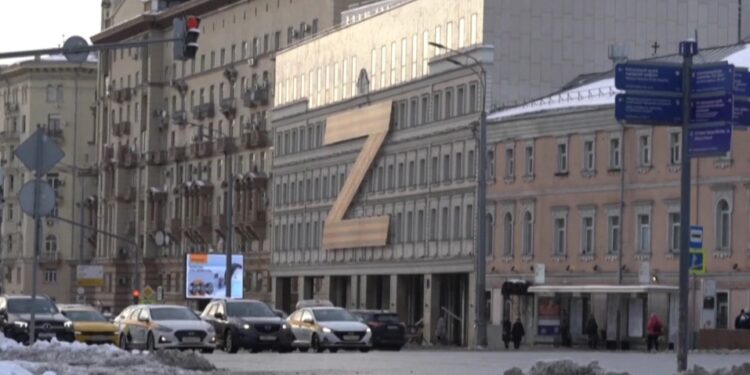 Gërma “Z”/ Studiuesit tregojnë pse simboli i propagandës ruse është shumë i keq dhe i frikshëm germa z