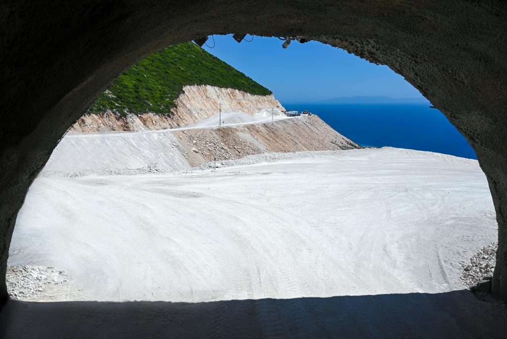 llogara tunel