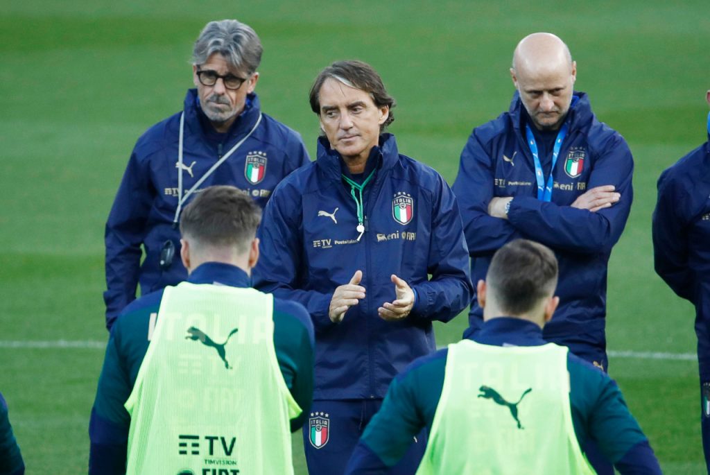 Italia ka ende një shans që të luajë në Kupën e Botës mancini 1
